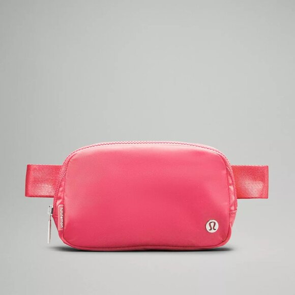 lululemon athletica Handbags - Lululemon Everywhere Belt Bag with Long Strap 1L, BNWT